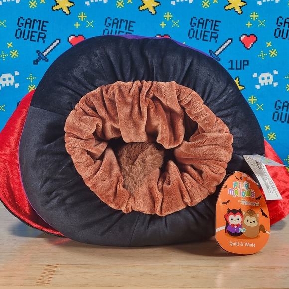 Squishmallow Quill the Vampire & Wade the Werewolf 12" Halloween Flipamallow NWT - Picture 5 of 8